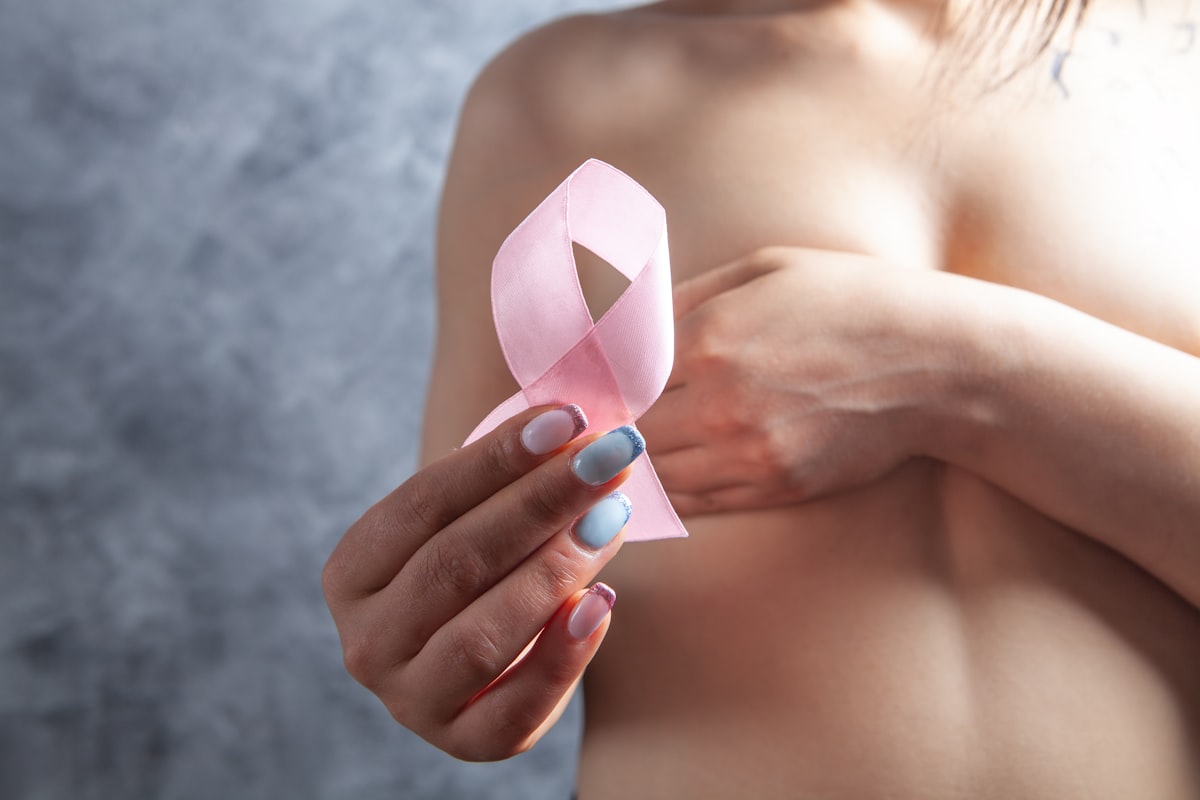 Mujer en consulta de prevención de salud